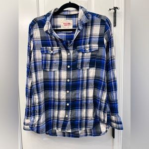 Mossimo Women’s Medium Blue Plaid Flannel